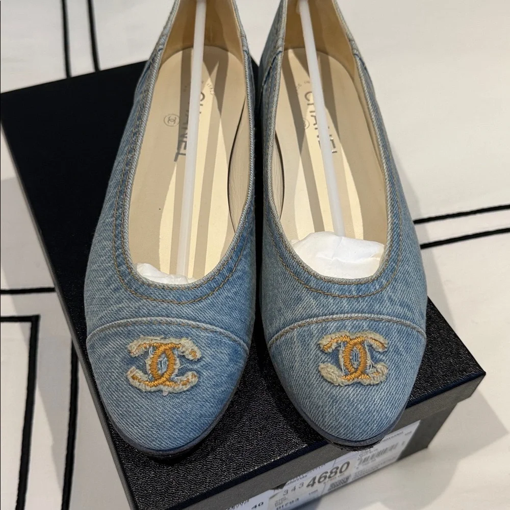 CHANEL Light Blue Denim Ballerina Flats - Picture 2 of 9
